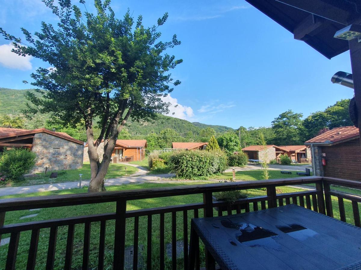 Aparthotel Le Hameau du Comté de Foix Mercus-Garrabet Exterior foto
