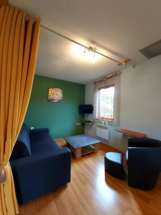 Aparthotel Le Hameau du Comté de Foix Mercus-Garrabet Exterior foto