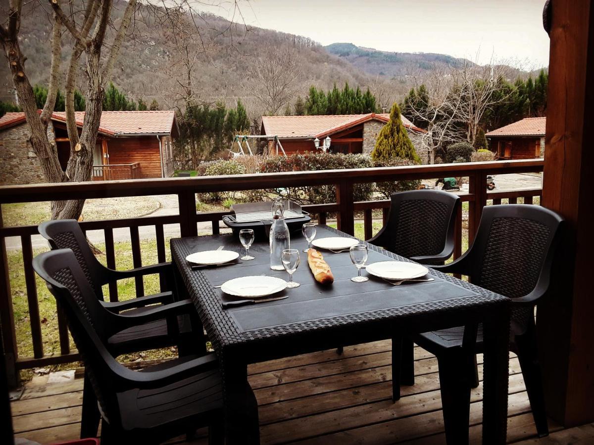 Aparthotel Le Hameau du Comté de Foix Mercus-Garrabet Exterior foto